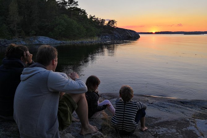 2-Day Small-Group Stockholm Archipelago Kayak Tour - Weather, sauna plans, and comfort reality checks