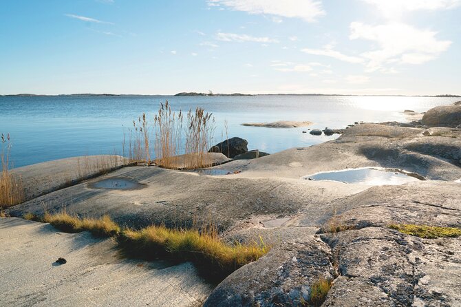4-Day Stockholm Archipelago Self-Guided Kayak and Wild Camp - Day 4: long lunch, coffee, and your return to showers