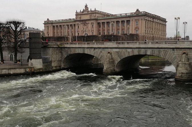 Beautiful Stockholm Small Group Walking Tour - Stop 3: Riksbron views—Knights Island, City Hall, and Nobel’s spotlight