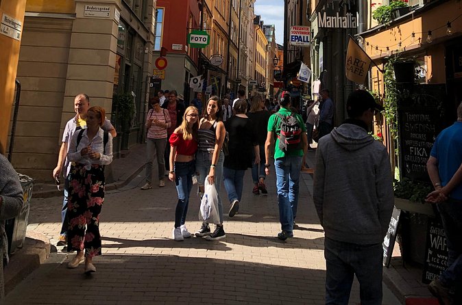 Bloody Stockholm 2h - ghosts, horror and Dark Folklore Tour - Logårdstrappan and the Water Side of the Supernatural