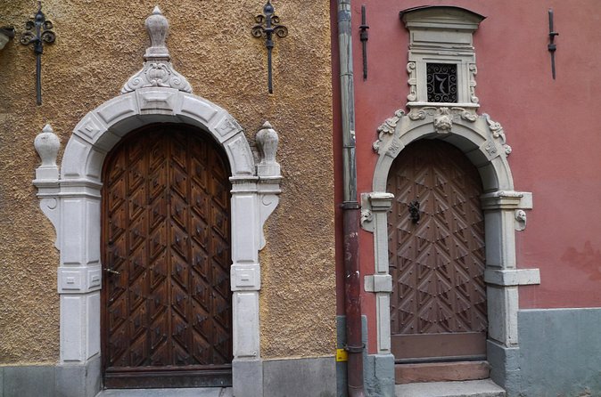 Bloody Stockholm 2h - ghosts, horror and Dark Folklore Tour - Kungsträdgården: Huldran, the Undead Child Myrling, and the Forest That Watches