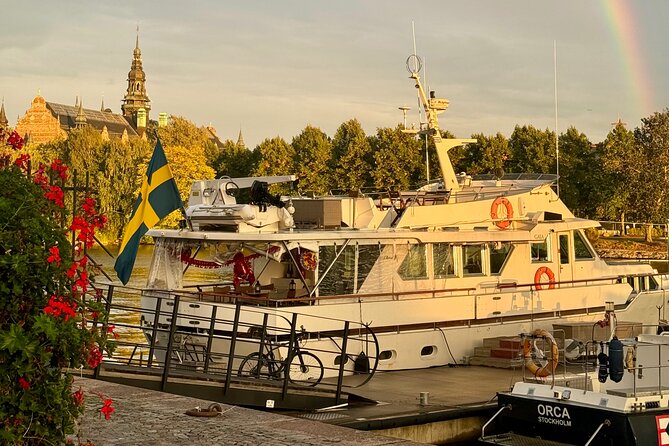 Exclusive Yacht Tour of Stockholm: sunset, dinner, lunch, cruise - How the 3-hour loop is structured (and why it feels easy)