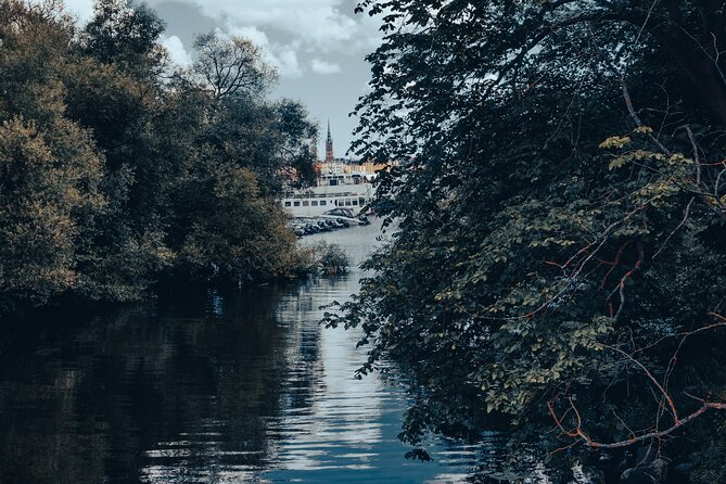 Private Boat Tour in Stockholm - The archipelago part: how island time changes the whole trip