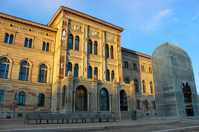 Scandinavian Art, Architecture and Design Tour in Stockholm - Royal Dramatic Theater: Art Nouveau Details and Real-Star Origins