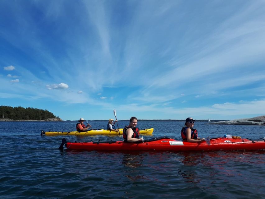 Stockholm: 1, 2, or 3-Day Kayaking Tour in the Archipelago - The 1-day itinerary: training, easy paddling, and an island swim