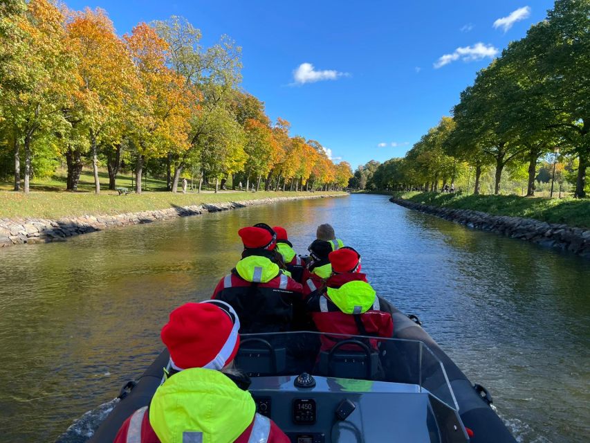 Stockholm: 2-Hour RIB Speed Boat Tour of the Archipelago - Back to Stockholm under bridges: the Djurgårdsbrunnscanal moment