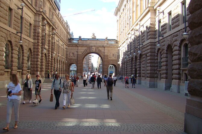 Stockholm- A Beauty On The Water: Old Town Walking Tour and Boat Trip Combined - Stortorget and Old Town streets: the Bloodbath square, merchant alleys, and Skeppsbron cargo lines