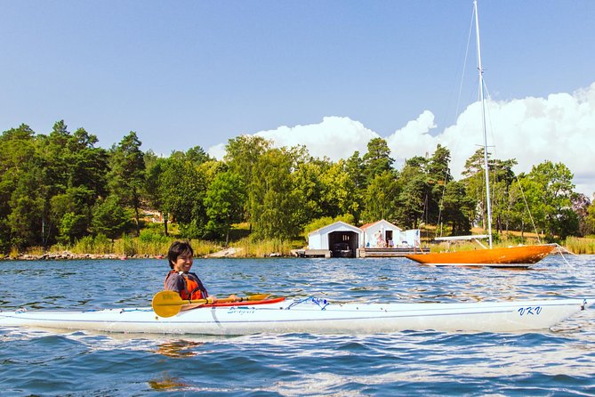 Stockholm: Archipelago Family-Friendly Private Kayaking Tour - Stop 1: Vaxholm Fortress and the Gustav Vasa Citadel