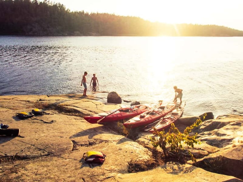 Stockholm: Archipelago Islands Kayak Tour and Outdoor Picnic - Gear and Safety: What’s Included to Handle Wind, Rain, and Splash