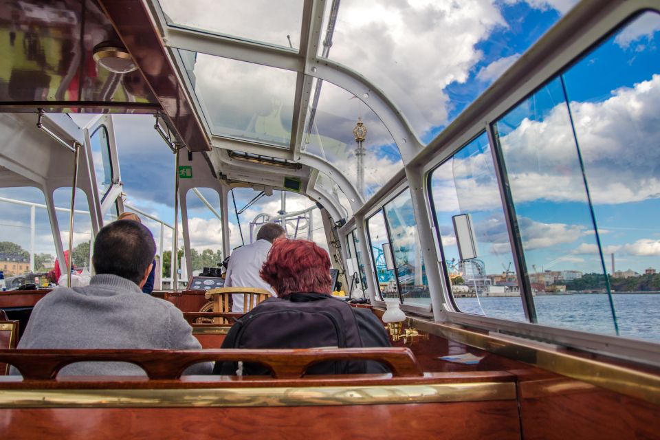 Stockholm: City Sightseeing Hop-On Hop-Off Bus Tour - The big timing details: loop length, frequency, and cruise adds-on