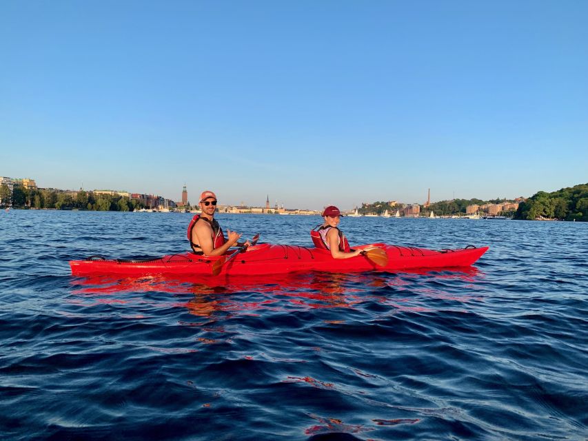 Stockholm: Daytime Kayak Tour in Stockholm City - City-center vs outskirts: choosing 2 hours or 3 in a smart way