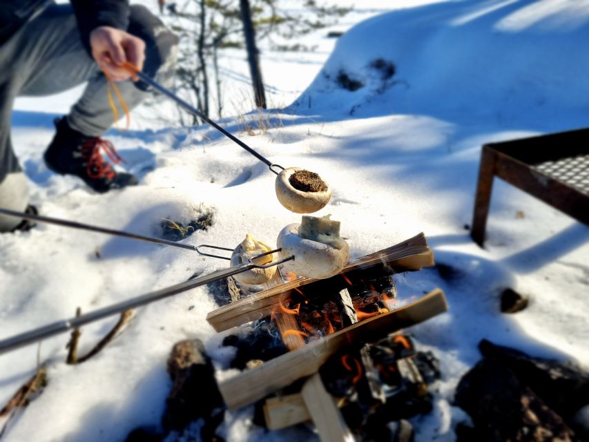 Stockholm: Family Friendly Private Ice Skating Tour & Lunch - Outdoor lunch and fika: hot chocolate does more than taste good