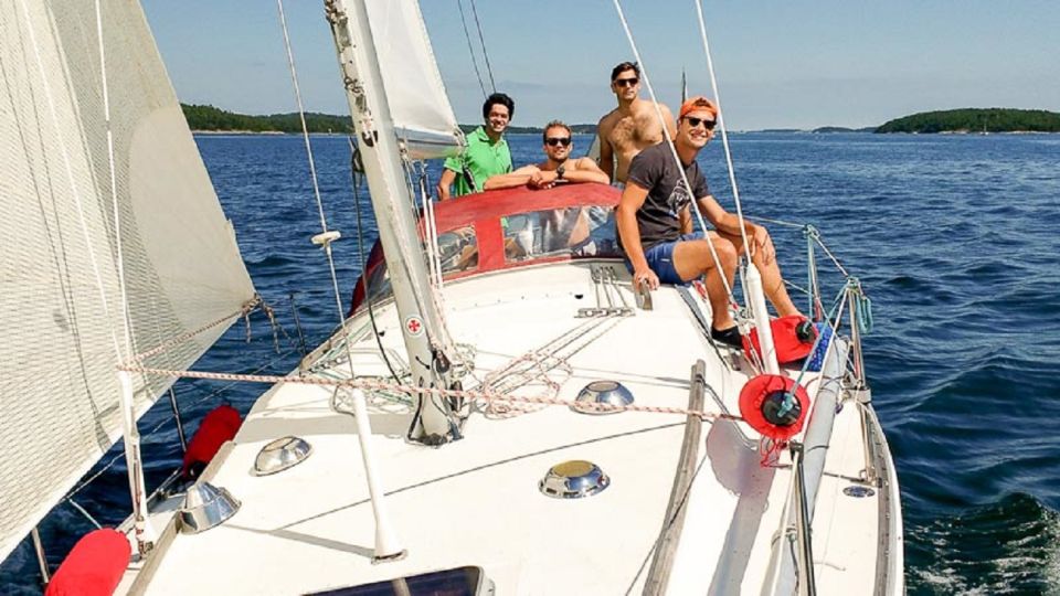 Stockholm: Full Day Archipelago Sailing Tour with Lunch - Hiking for panoramic views of a thousand islands