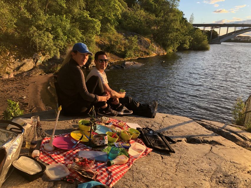 Stockholm: Guided Kayak City Tour & Optional Midsummer Meal - Price and value: is $76 a good deal?