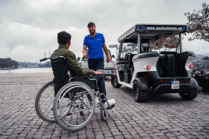 Stockholm Highlights: Private Golf Cart Tour - Getting started at Skeppsbron 25: the easiest way to begin