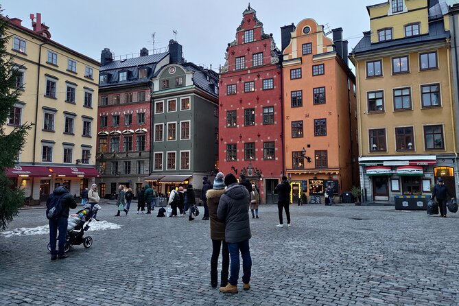 Stockholm Must See - Old Town, boat + Vasa Museum 3h small group - Making the Vasa Museum worth the fixed time
