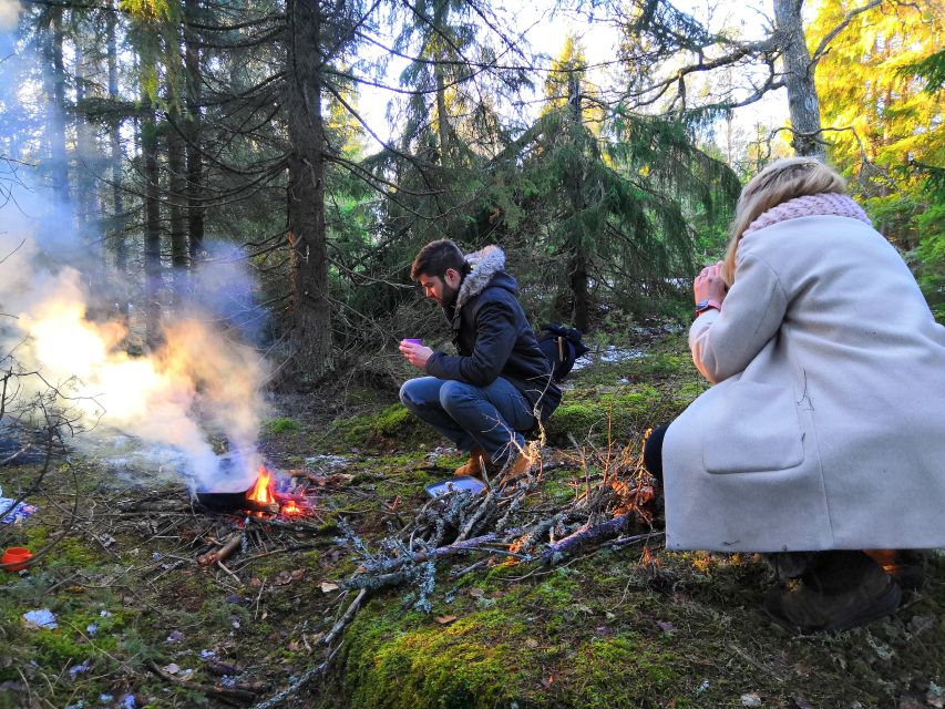 Stockholm: Nature Hike with Campfire Lunch - Your Guide: What English Nature Teaching Feels Like