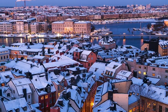 Stockholm Old Town Gamla Stan, Historic Walking Tour, Small group - Storkyrkan and the Royal Palace: context without ticket time