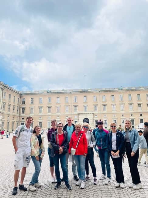 Stockholm: Old Town Guided Walking Tour (English / Deutsch) - What to bring, what to skip, and who this fits