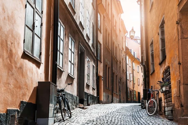 Stockholm: Old Town Historical Walking Tour - Why this Old Town walk works so well (and for whom)