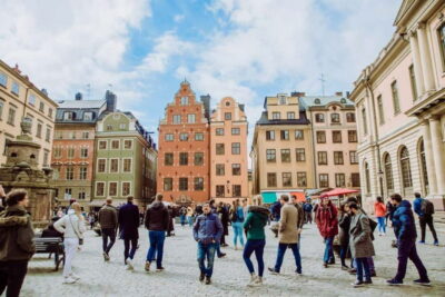 Stockholm: Private Highlights and Hidden Gems Tour - Royal Palace and Parliament: classics with usable context