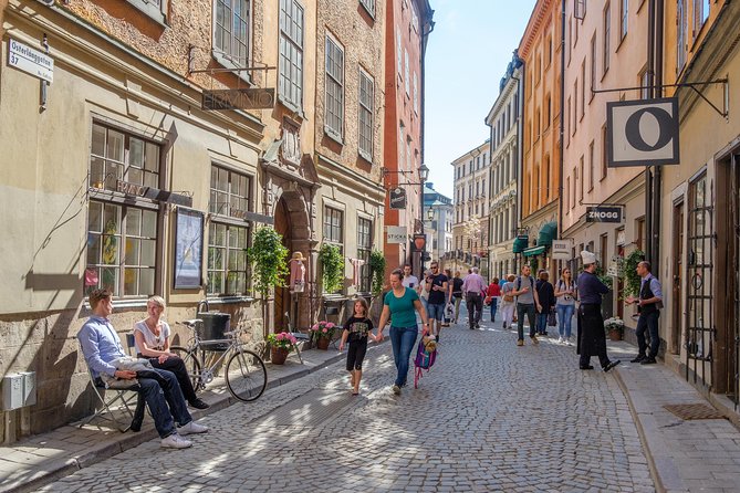 Stockholm Private Tours by Locals: 100% Personalized, See the City Unscripted - Royal Palace area and Gamla Stan, without the tourist-rush feeling