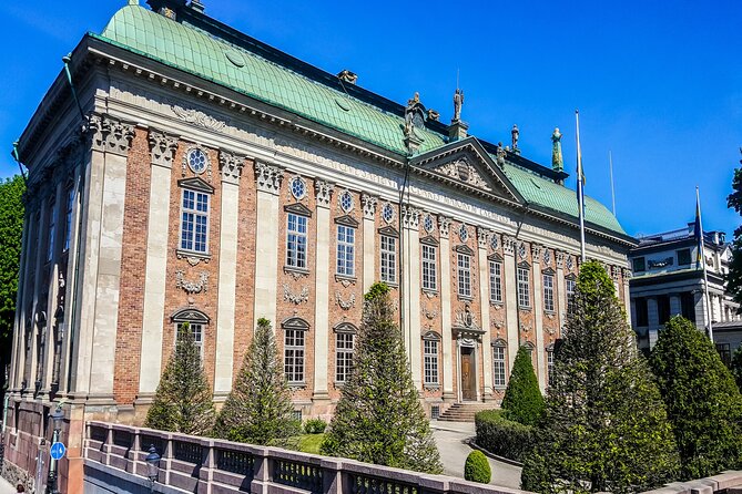 Stockholm Royal Palace Museums Gamla Stan Skip-the-line Tour - Choosing 2 hours or 4: how Gamla Stan changes the experience