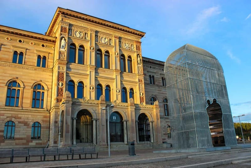 Stockholm: Scandinavian Architecture & Design Ostermalm Tour - Strandvägen, the Royal Dramatic Theatre, and Opera views