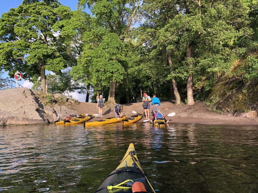 Stockholm: Self Guided Kayak Adventure - Getting to the Klara sjö dock near Barnhusbron