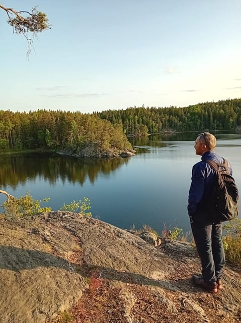 Stockholm: Sunset Hike in Tyresta National Park with Meal - What to pack (and what to remember when the forest goes dark)