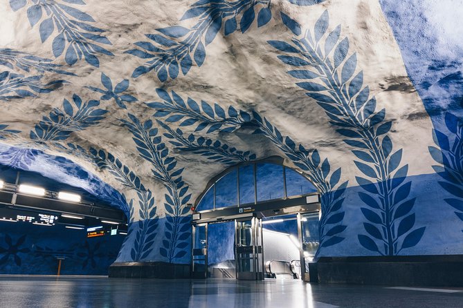 Stockholm: Underground Metro Art Ride with a Local - How the ride runs: starting point, timing, and walking reality