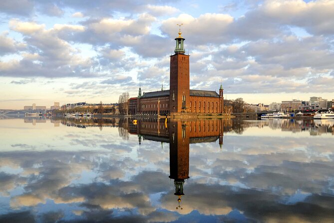Stockholm Walking Tour with Audioguide on Your Smartphone - Royal Palace, Riksdag, and Royal Opera: power buildings in motion