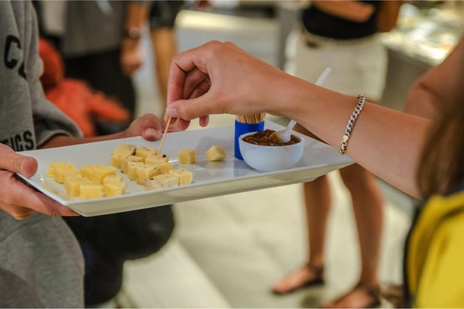 The Nordic Food Walk Stockholm - Norrlands Guld, fruit stops, and Old Town’s fika finale in Gamla Stan
