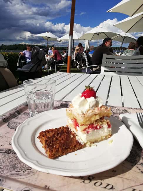 Vaxholm & Stockholm Archipelago: Guided Excursion, Day Trip - Morning cruise on a steamship: your first dose of Sweden by water